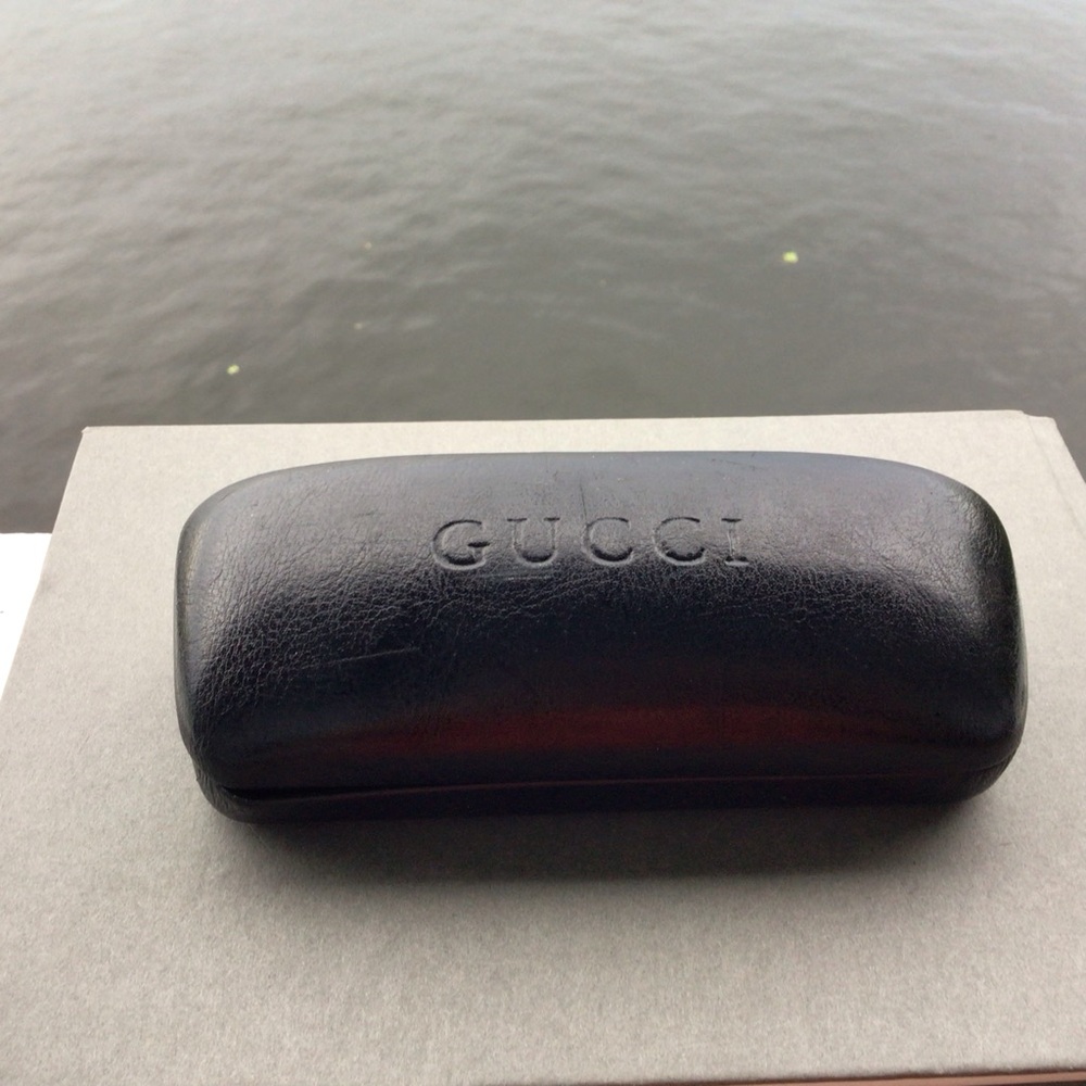 Gucci Black to Gray Signature Velvet Hard Clamshell Sunglass Case